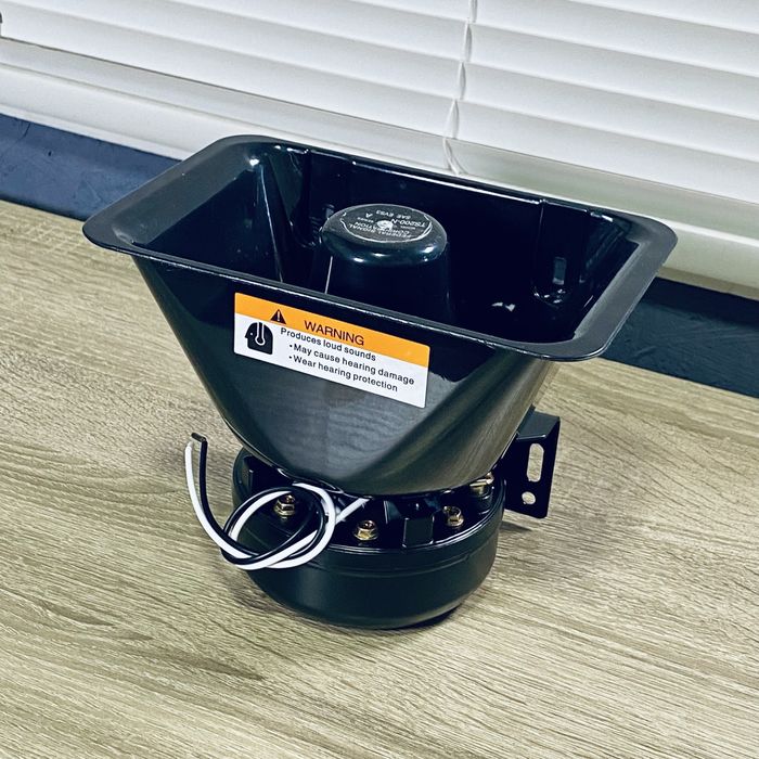 Спецсигнал сирена СГУ Q7 200W