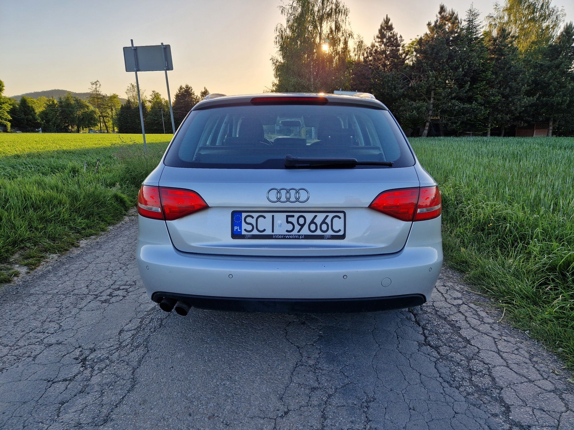 Audi a4 kombi 2009r 1.8Tfsi