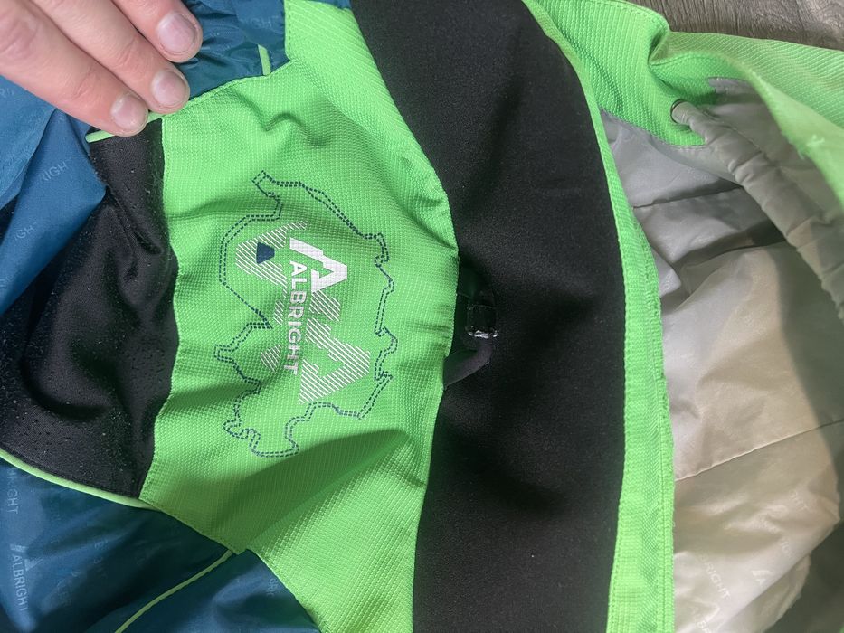 Куртка ALBRIGHT у розмірі S