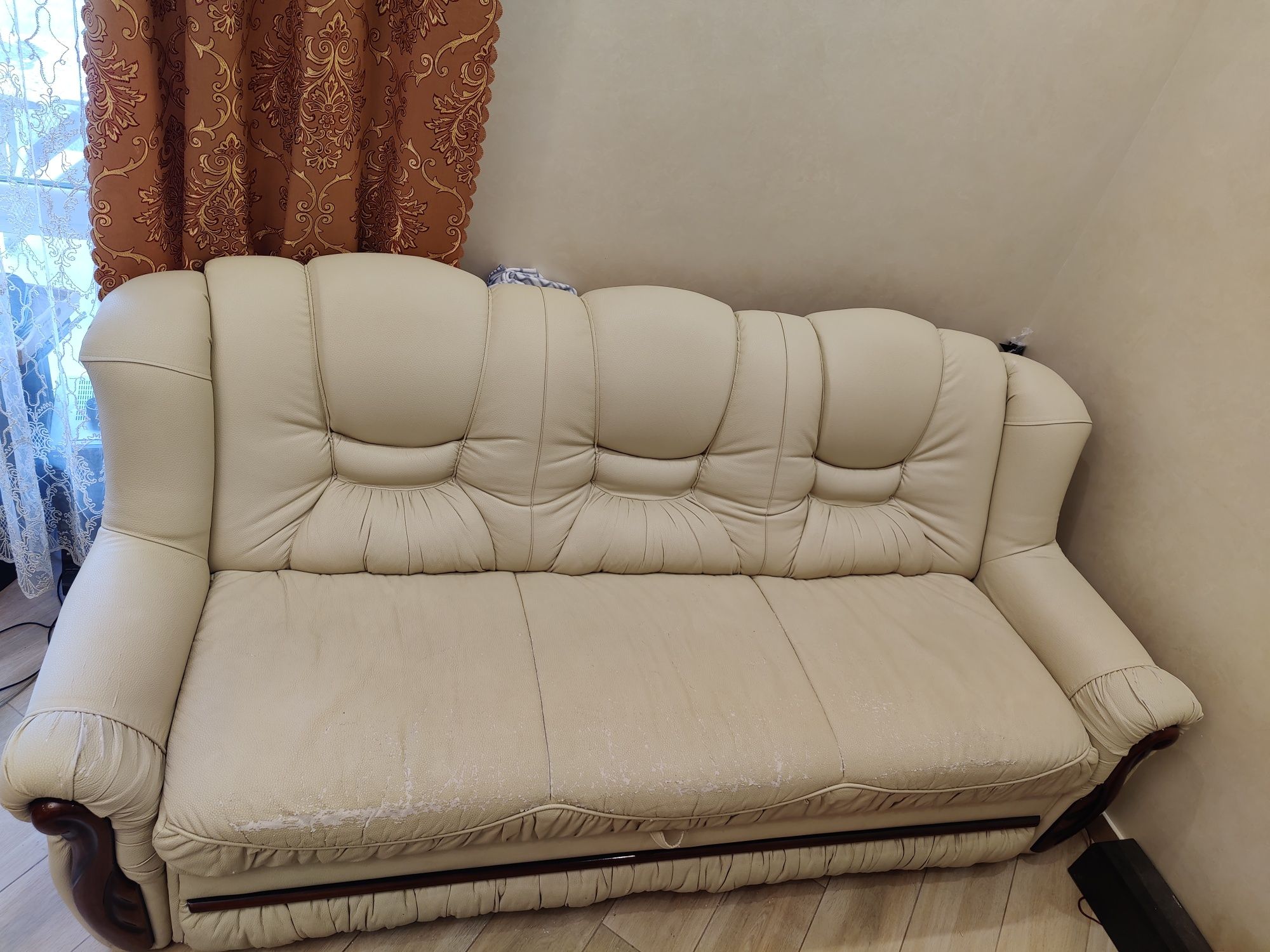 Продам диван  зі спальним місцем