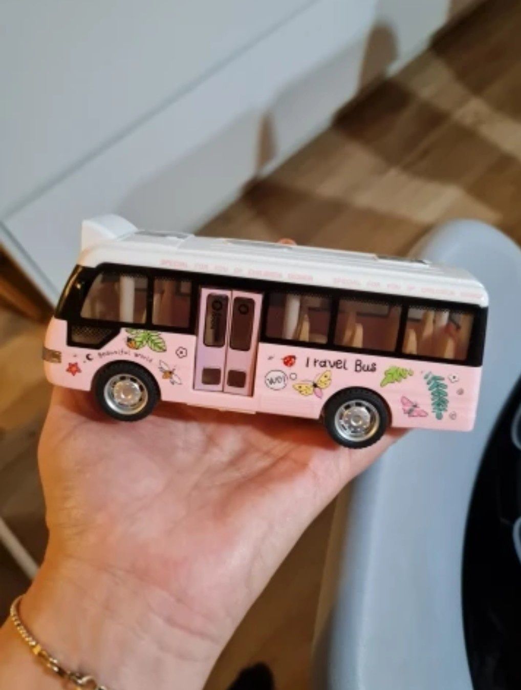 Nowy autobus miejski z dźwiękami