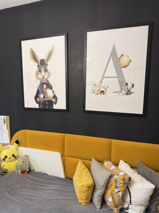 Obrazy “Królik z Alicji w Krainie Czarów” i “Litera A”, zestaw 2 szt.