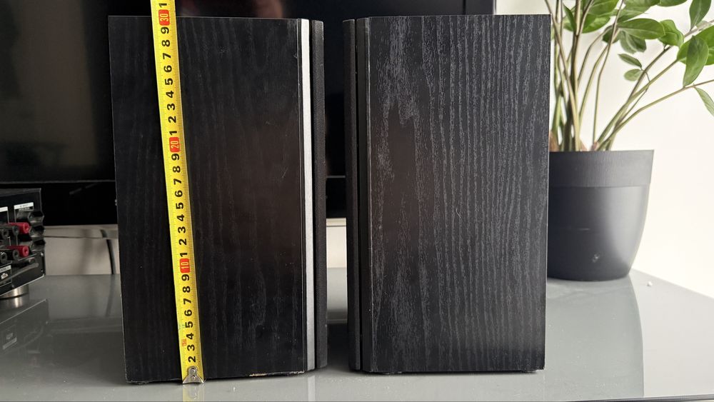 Głośniki Pure Acoustics model AV799- S