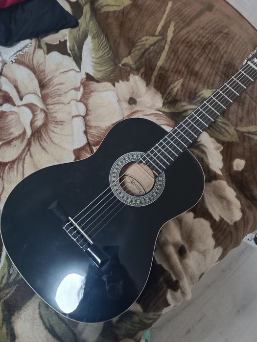 Продам гітару  в новому стані