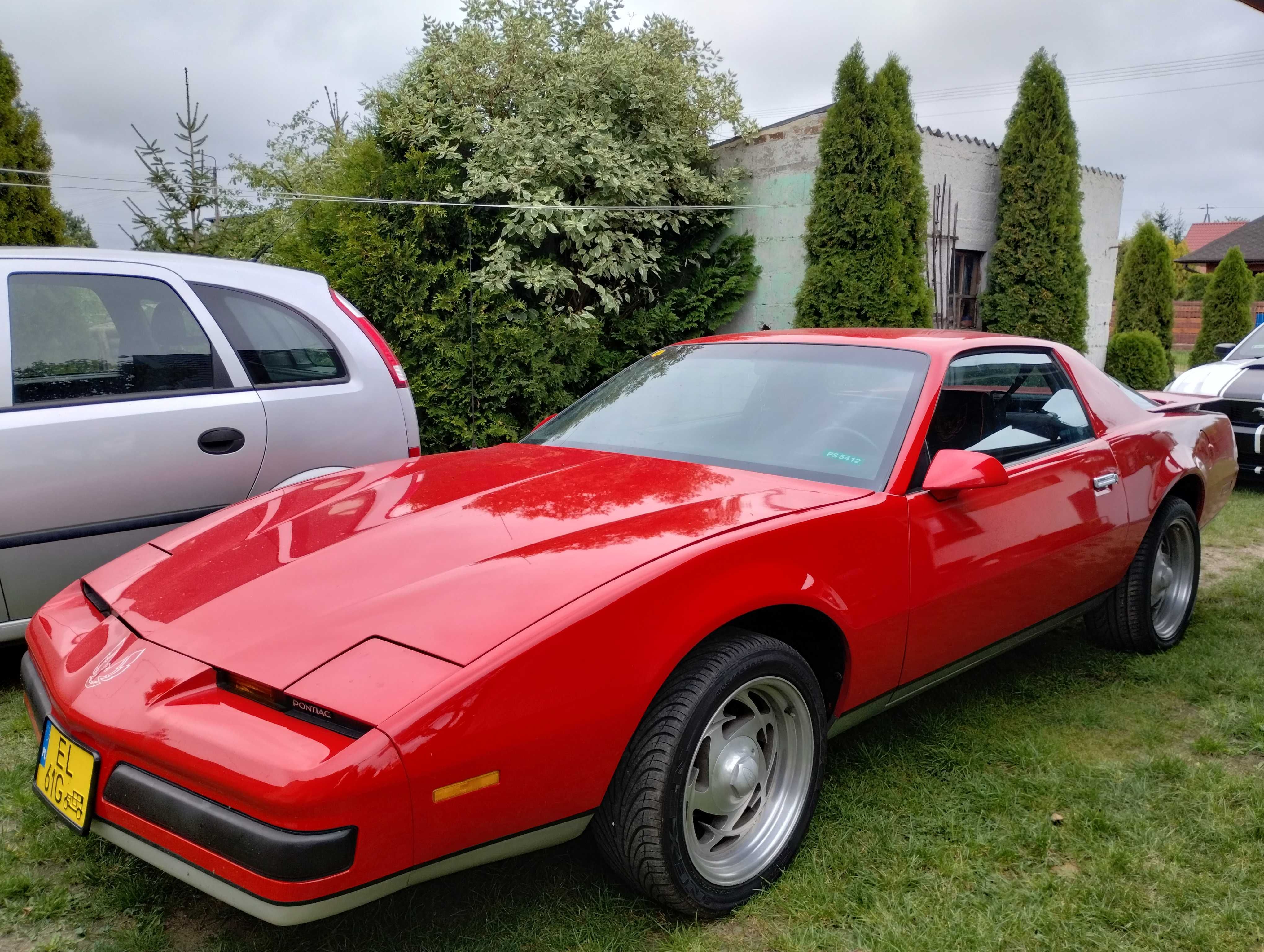 PONTIAC FIREBIRD z 1985 zabytek