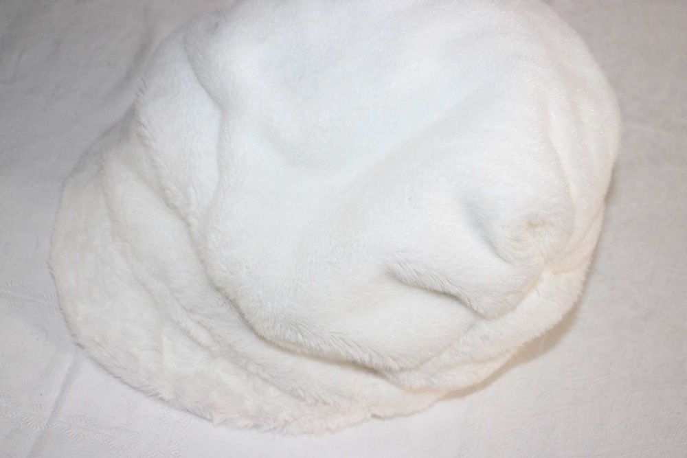 sj9 Koolook zimowa damska czapka z daszkiem misiaczek one size