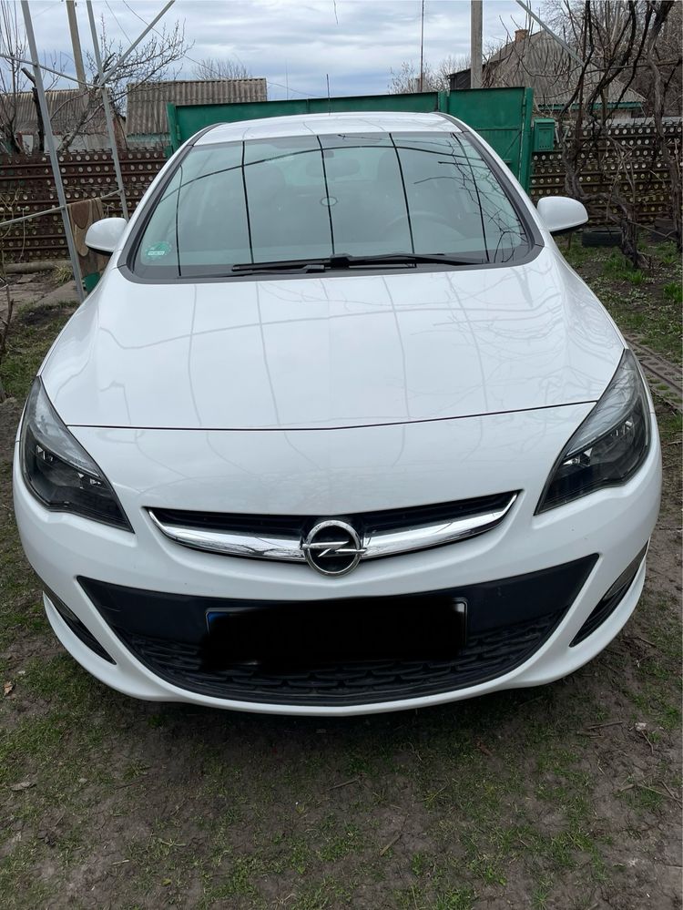 Opel astra 1.6 бензин