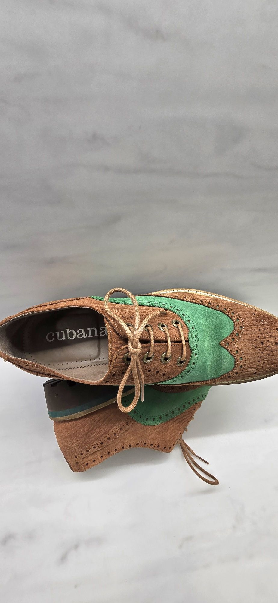 Sapatos homem cubanas 41