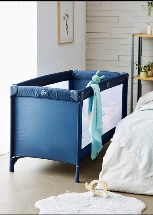 Cama de criança portátil de viagem