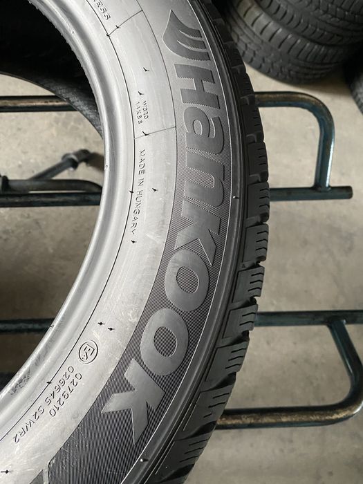 Шини 215/60/17 - 2шт Hankook Winter i*cept evo2 зима