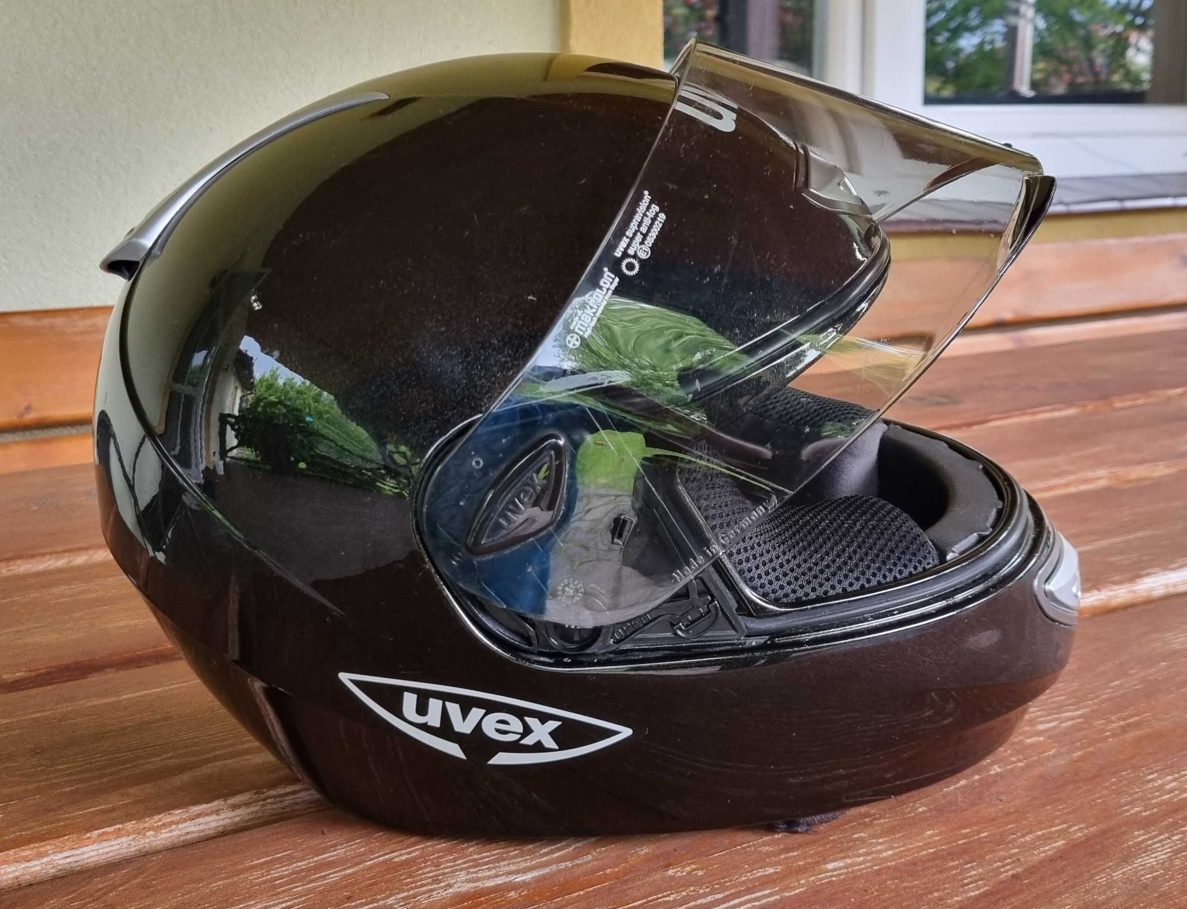 Kask motocyklowy Uvex Boss 525