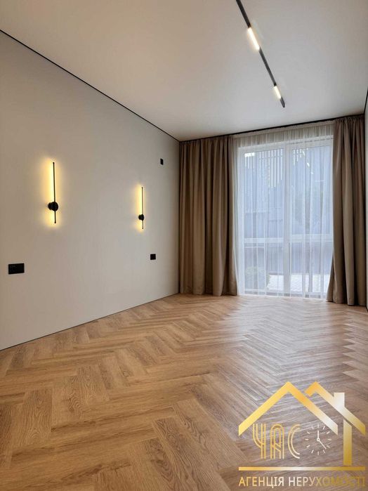 Таунхаус з новим ремонтом та газом! БЕЗ КОМІСІЇ!