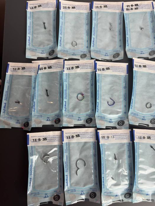 kolczyki do piercingu, tytanium labrety