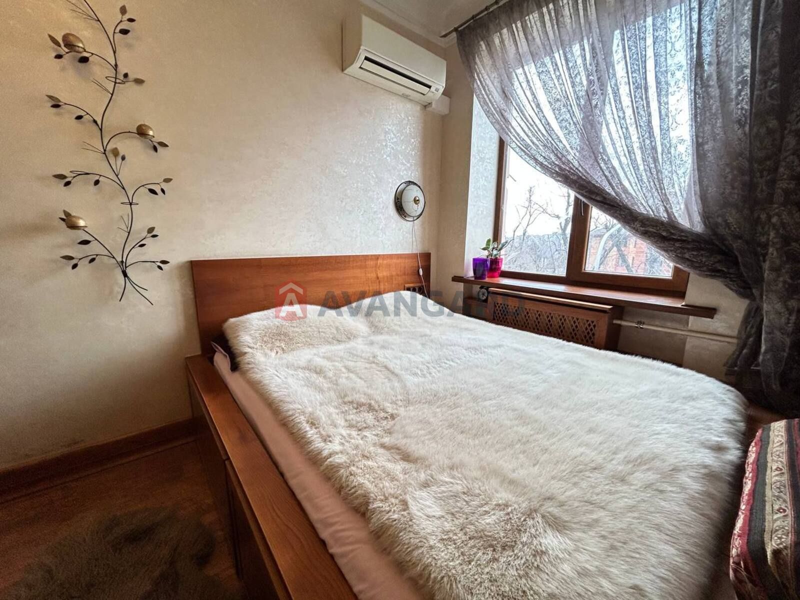 Сталінка в самому серці Запоріжжя
