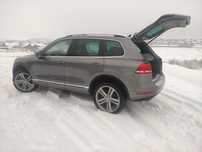 Бампер ришитка решітка ришотка накладка Volkswagen Touareg Tuareg NF