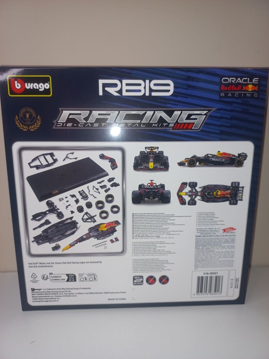Bburago bolid Red Bull RB19 do składania, skala 1:24 Verstappen