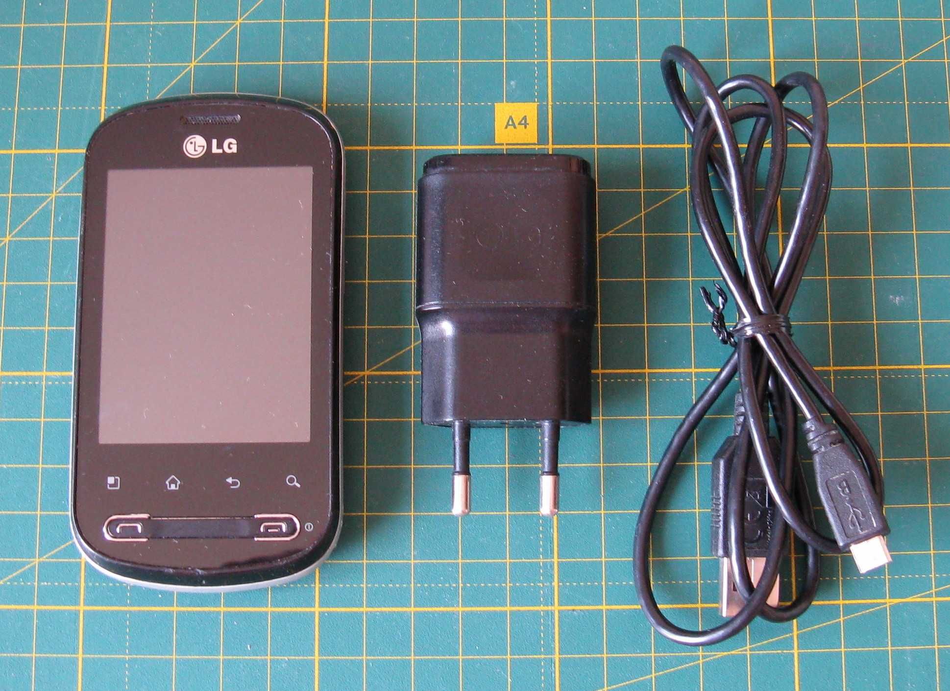 Мобільний телефон LG Optimus Me P350 (працює але він без батареї)