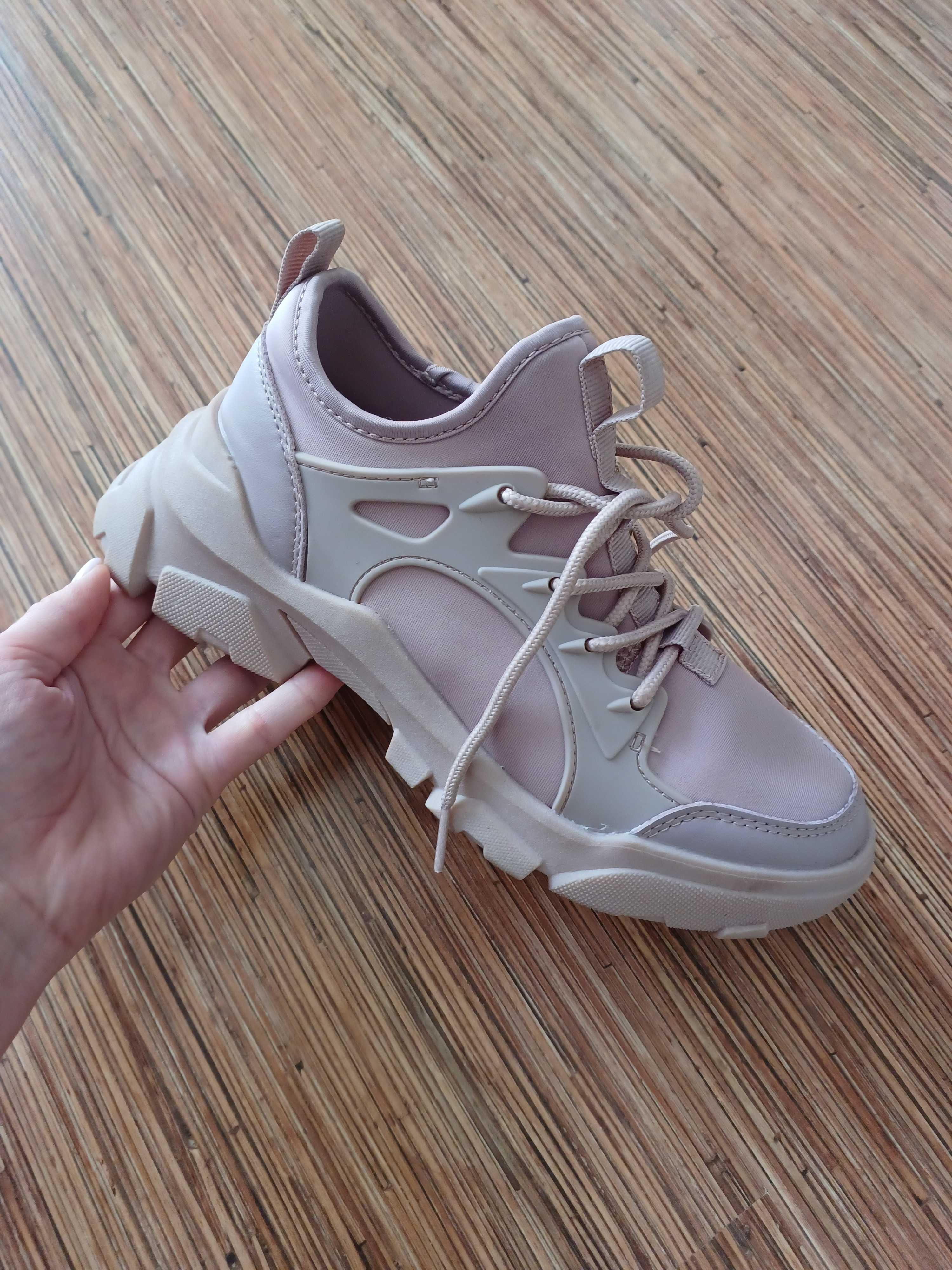 Buty damskie Rezerved nowe