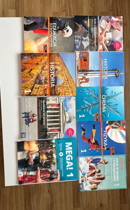 Podręczniki 1 klasa technikum/ liceum