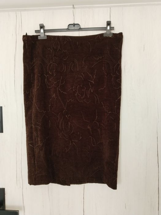 Brązowa spódnica 42/44