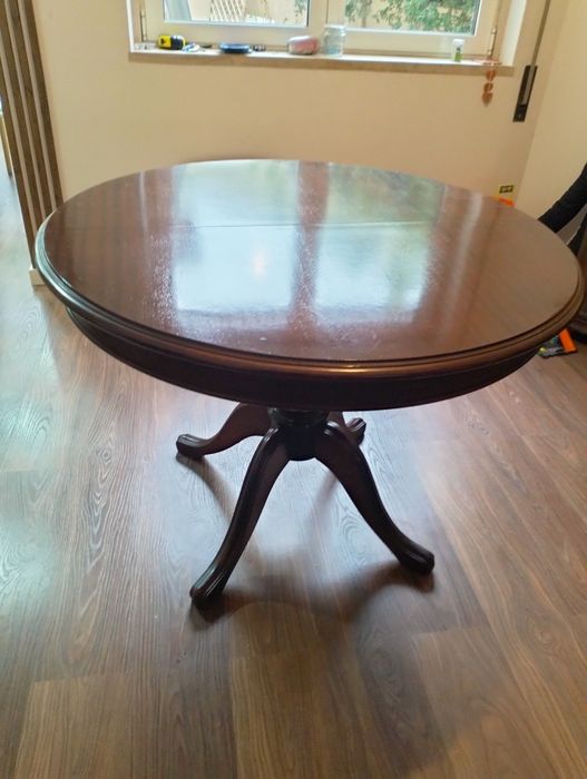 Mesa de jantar redonda