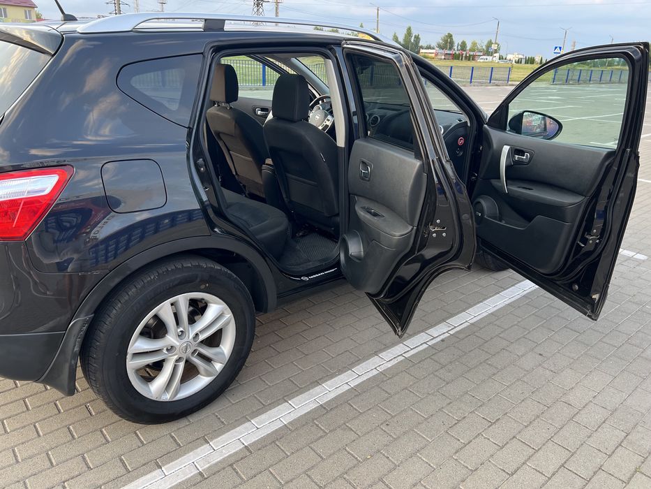 Нісан кашкай 2011 рік