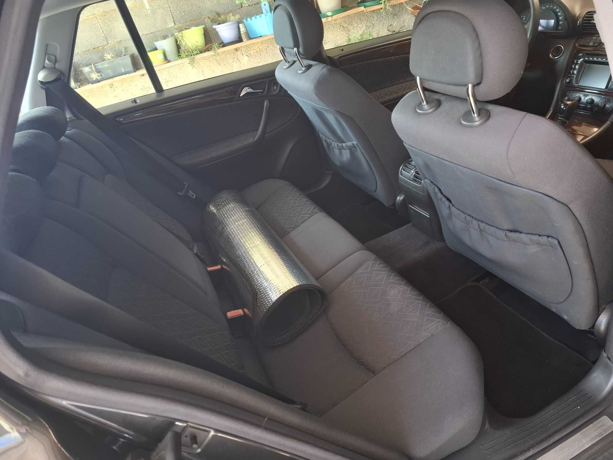 Carrinha Mercedes C270