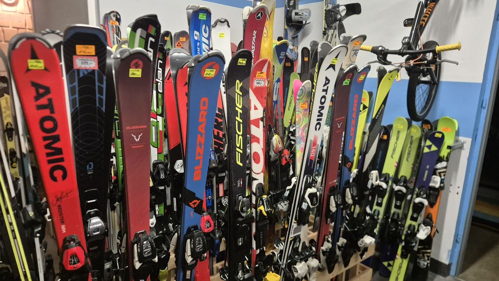 Narty, snowboard, buty, kaski • Sprzedaż • Komis • Serwis • Wypożycz.