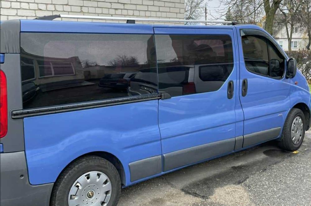 Продам Опель Віваро 2008 2.0