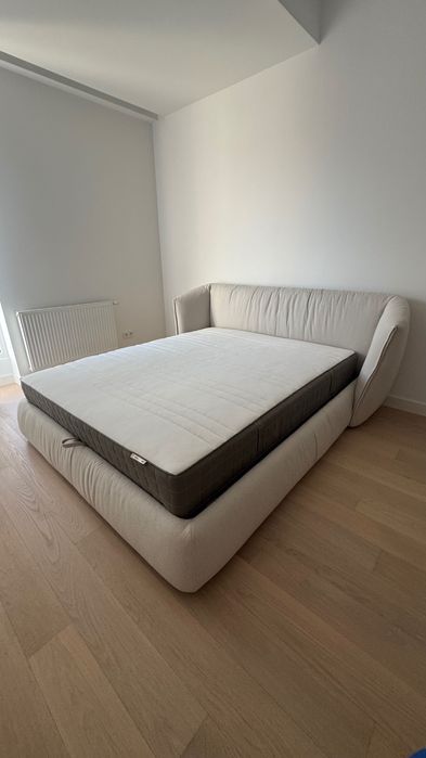 Too Night bed Ivory Color