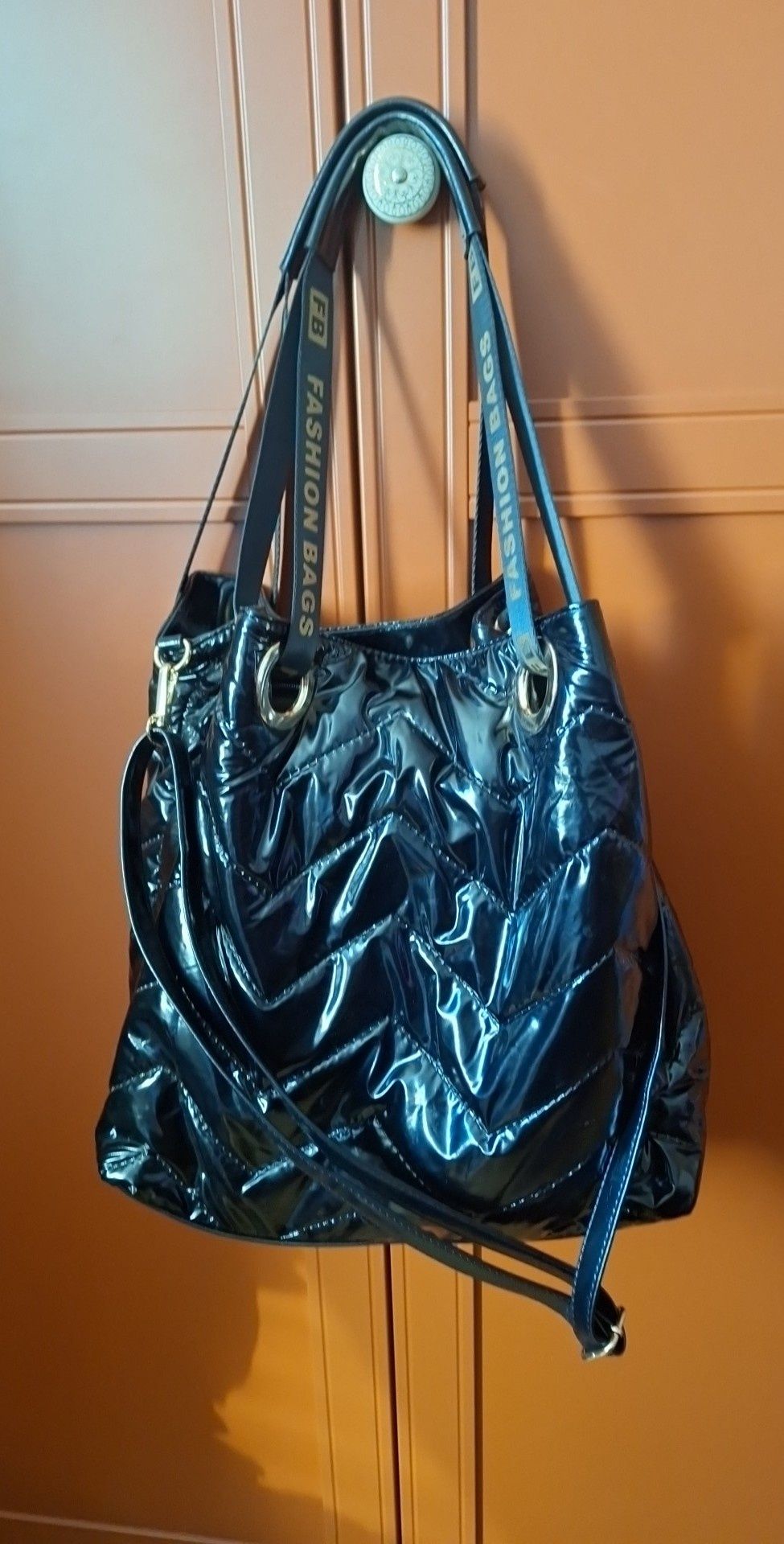 NOWA!!! Torba, czarna, pikowana, błyszcząca, Fashion Bags