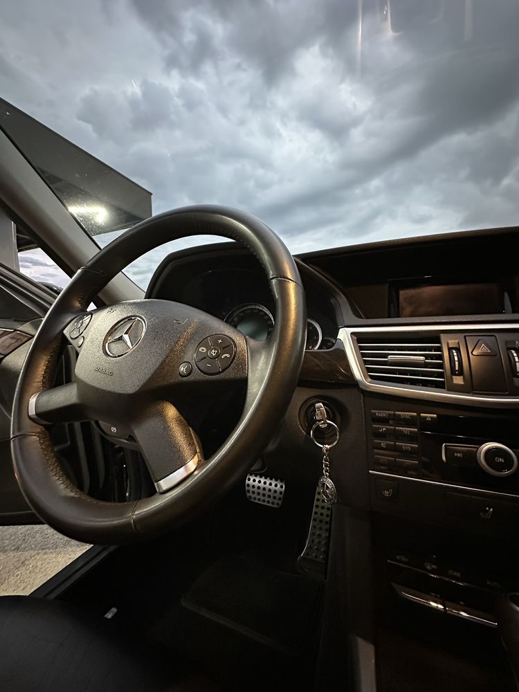 Mercedes-Benz w212