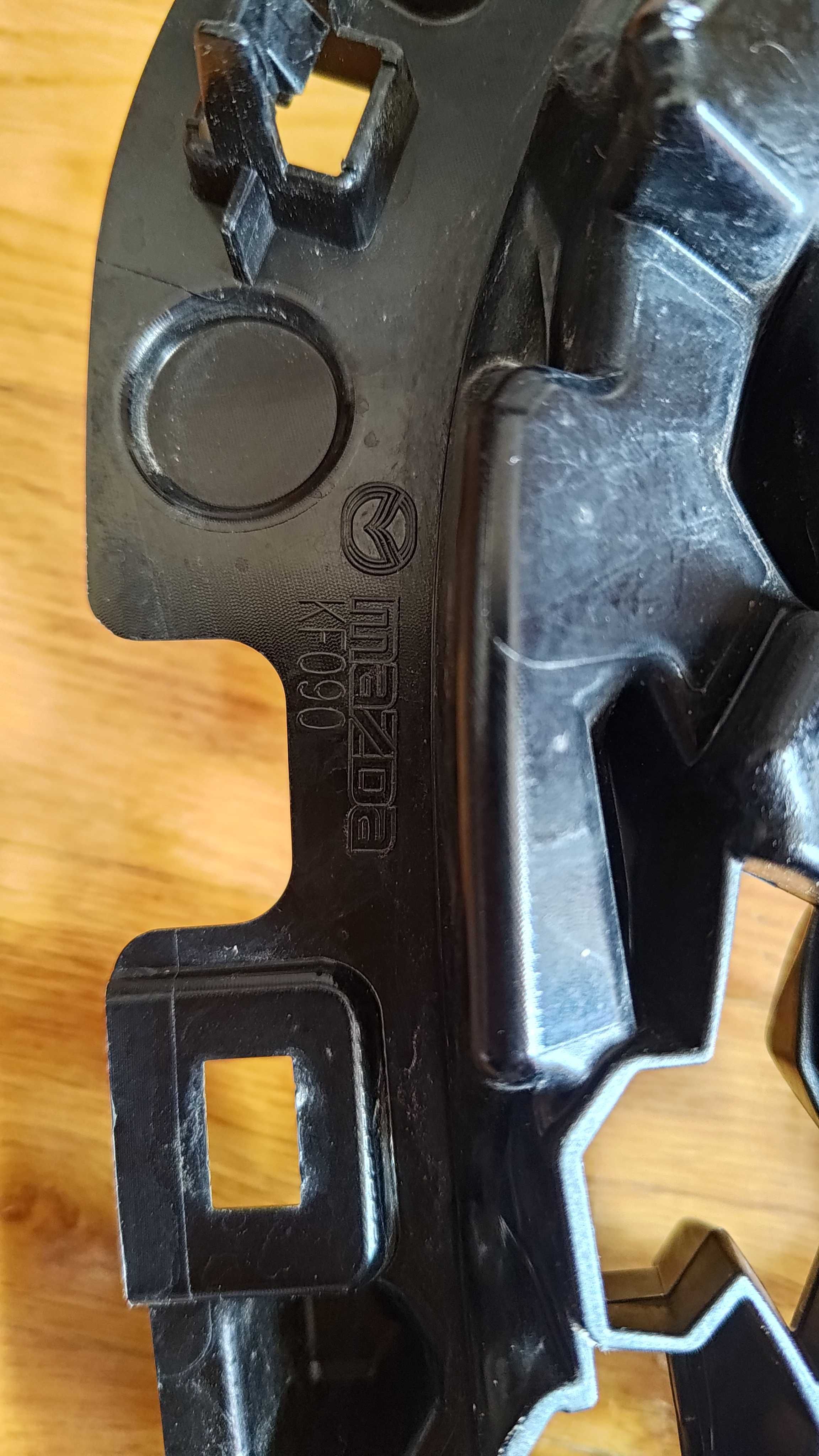 Grelha original Mazda CX5 preta como nova REF dgj1 50711