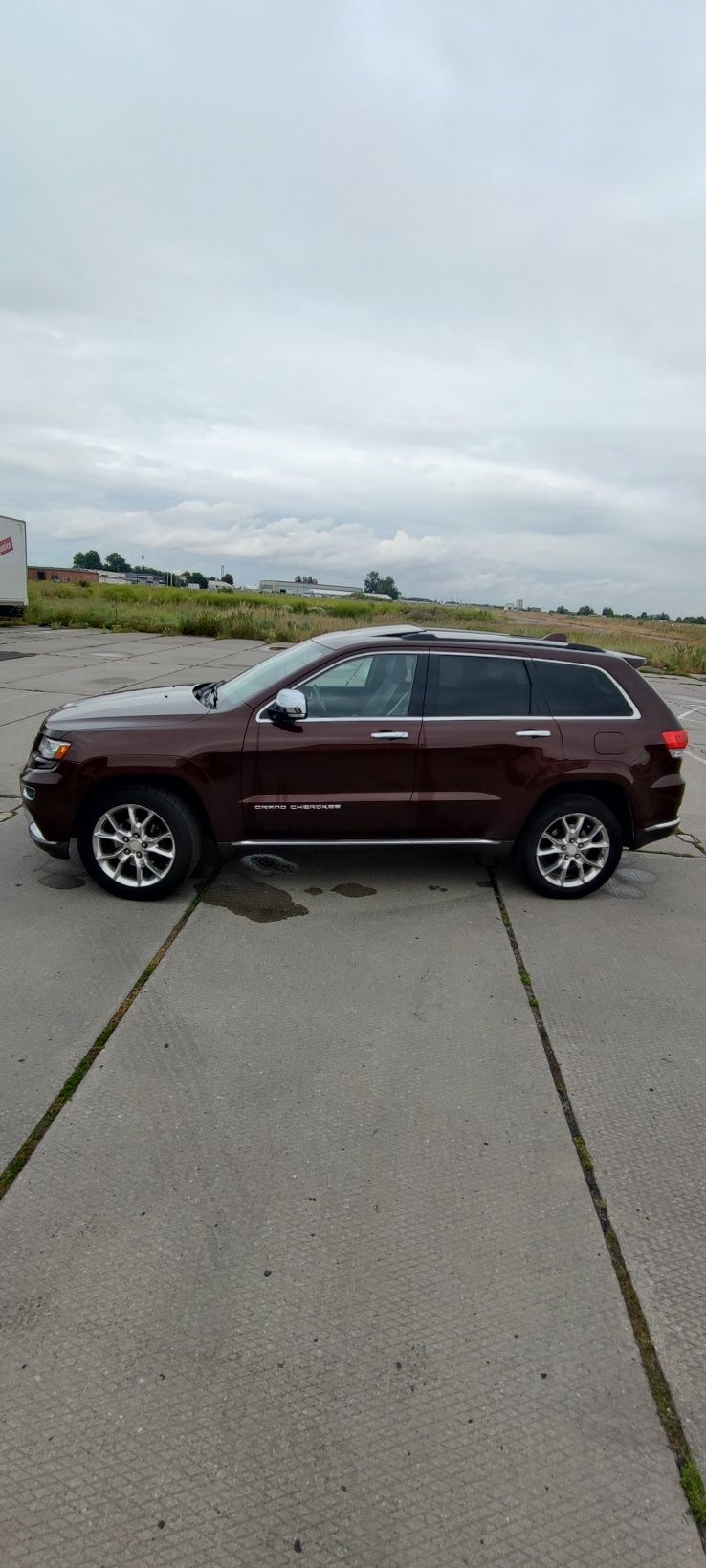 Jeep Grand Cherokee summit 3.6 LPG