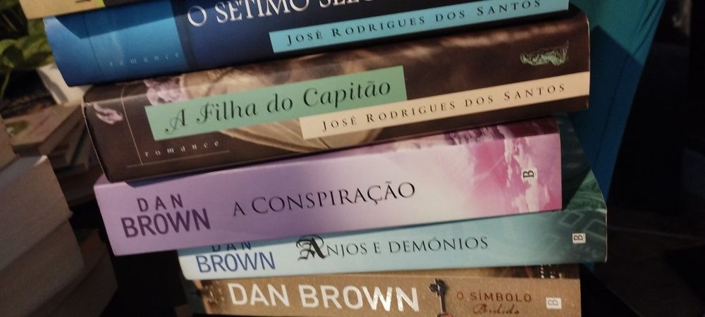 Livros quase exclusivos de Romance - bom + mt bom estado