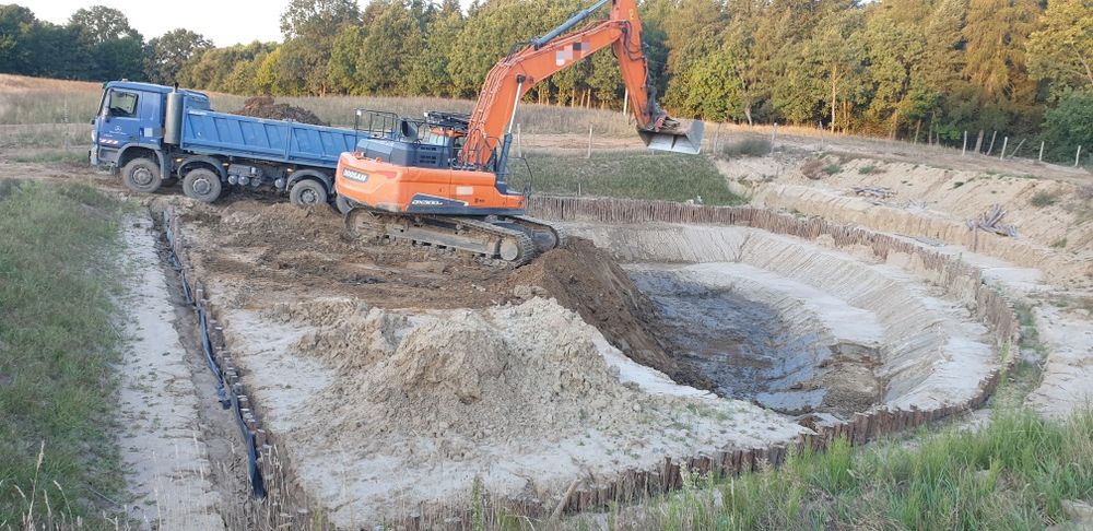 USŁUGI ZIEMNE I TRANSPORTOWE

Transport ziemi i materiałów sypkich

Tr