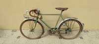 Bicicleta pasteleira Raleigh e Rama