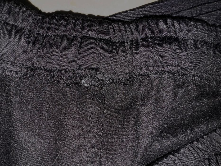 Nike swoosh sportowe spodnie dresowe, czarne joggery, super stan S/M