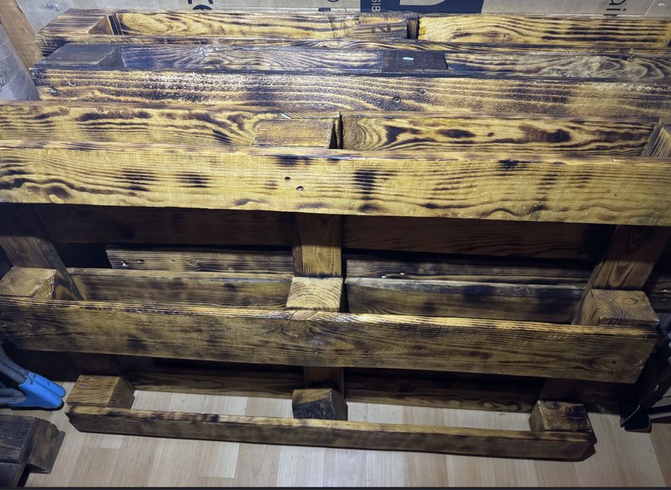 Деревянные поддоны, палеты