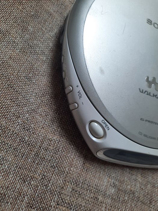CD плеєр Sony Walkman