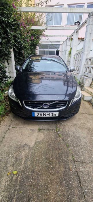 volvo v60 r design