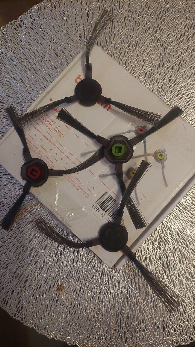 Zestaw 4 szczotek do robota sprzątającego iRobot Roomba Combo
