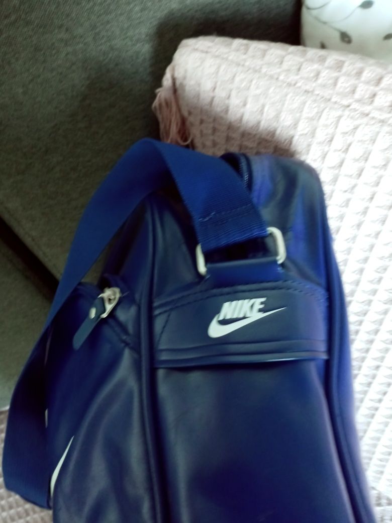 Torba sportowa srednia.Nike metka dlugie ucho