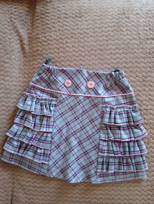 Spódnica w kratę dla dziewczynki