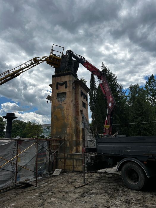 Послуги маніпулятора Львів.