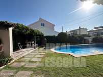 Excelente Moradia 795 000 € .
 Muito Perto Das Praias ..
 Belverde .