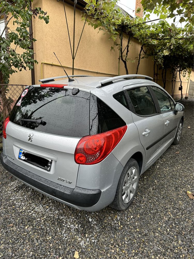 Авто Peugeot 207 sv 2007 1.4 benzin