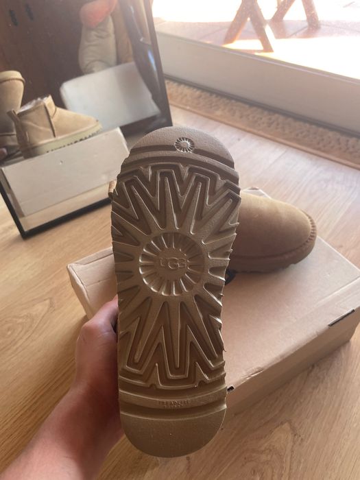 Uggs Botas Castanhas Claras