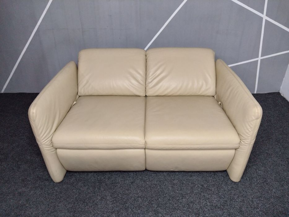 Кожаный диван раскладной реклайнер