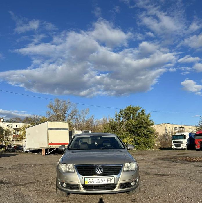 Volkswagen Passat  б6  на Автоматі